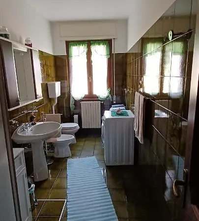 Sentiero Valtellina Apartment Castello dell'Acqua